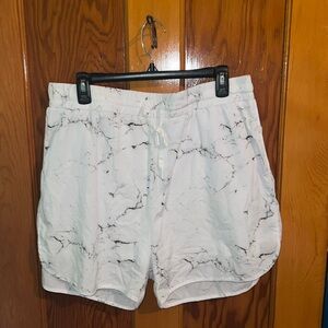 EUC Buffbunny white marble shorts